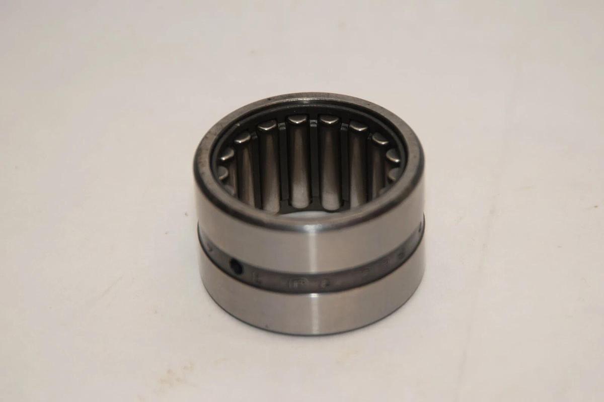(NEW) RBC 7214 Needle Roller Bearing