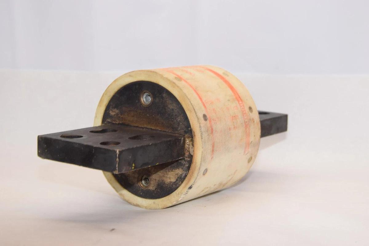 Used GOULD SHAWMUT A70P1600 1600A Amp A Type 4 Amp-trap Semiconductor Fuse