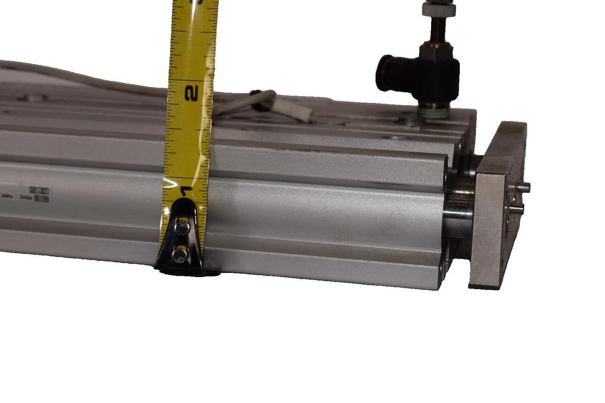 Used SMC MGPM20-200Z , MGPM20200Z 1.0MPa Linear Slide