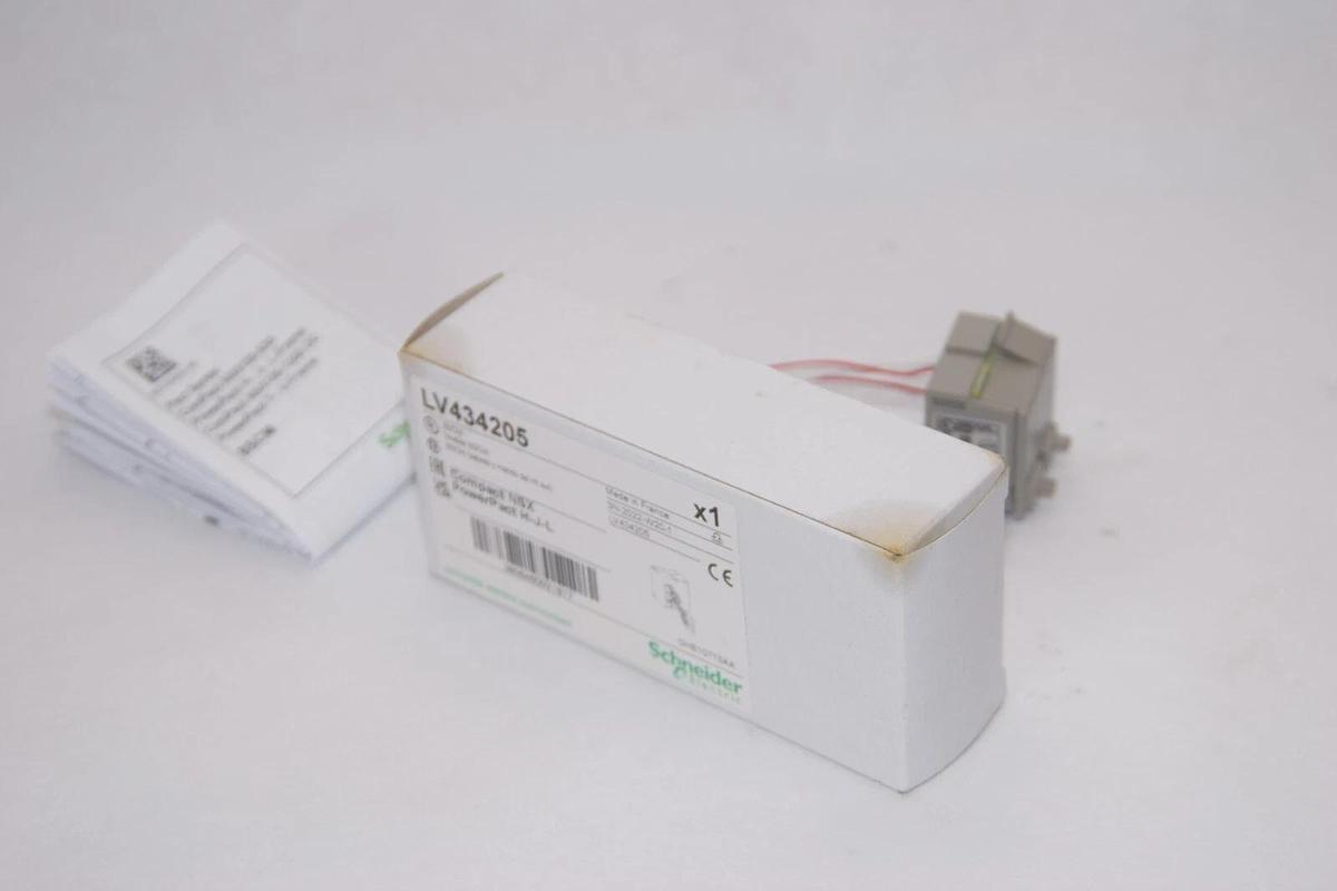 Schneider BSCM Compact NSX PowerPact H-J-L LV434205 (NEW)