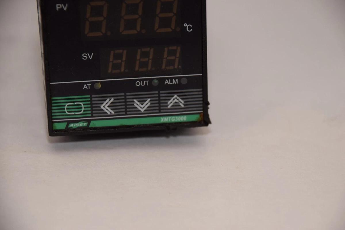 Used AISET XMTG-3440 XMTG3000 Series Intelligent Meter Temperature Controller