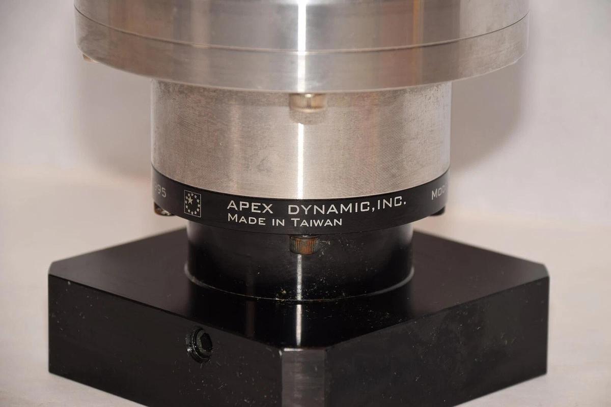 Used APEX DYNAMIC AE090 100:1 , 1012210995 Ratio Planetary Gearbox