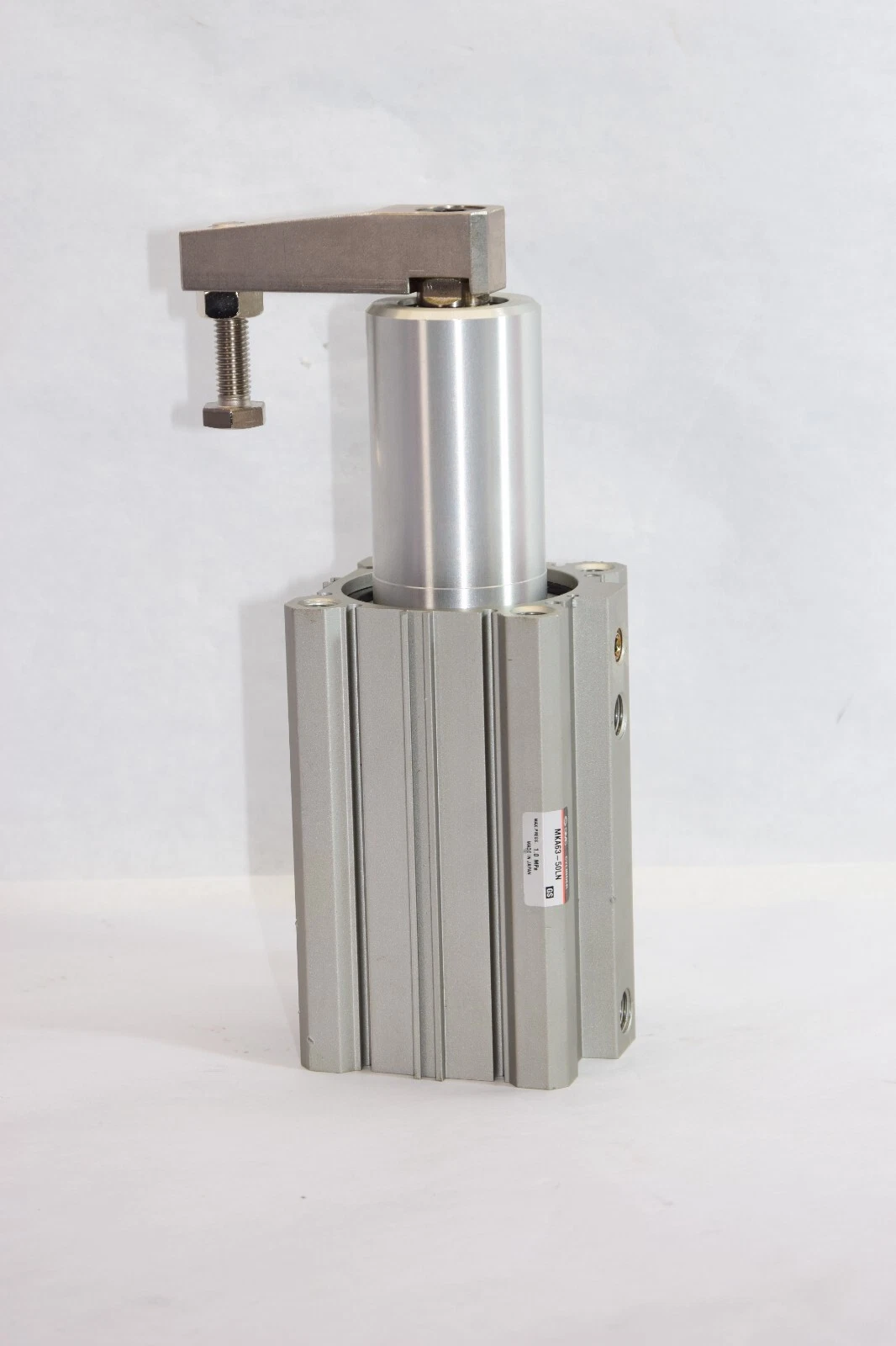 (NEW) SMC MKA63-50LN , MKA6350LN 1.0MPa Rotary Clamp Cylinder