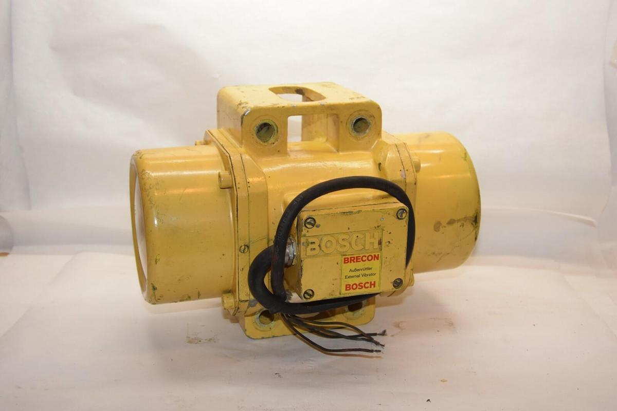 Used Bosch Electric Vibrator Shaker  220 / 460 VAC 3 Ph 1000W  0 618 120 013
