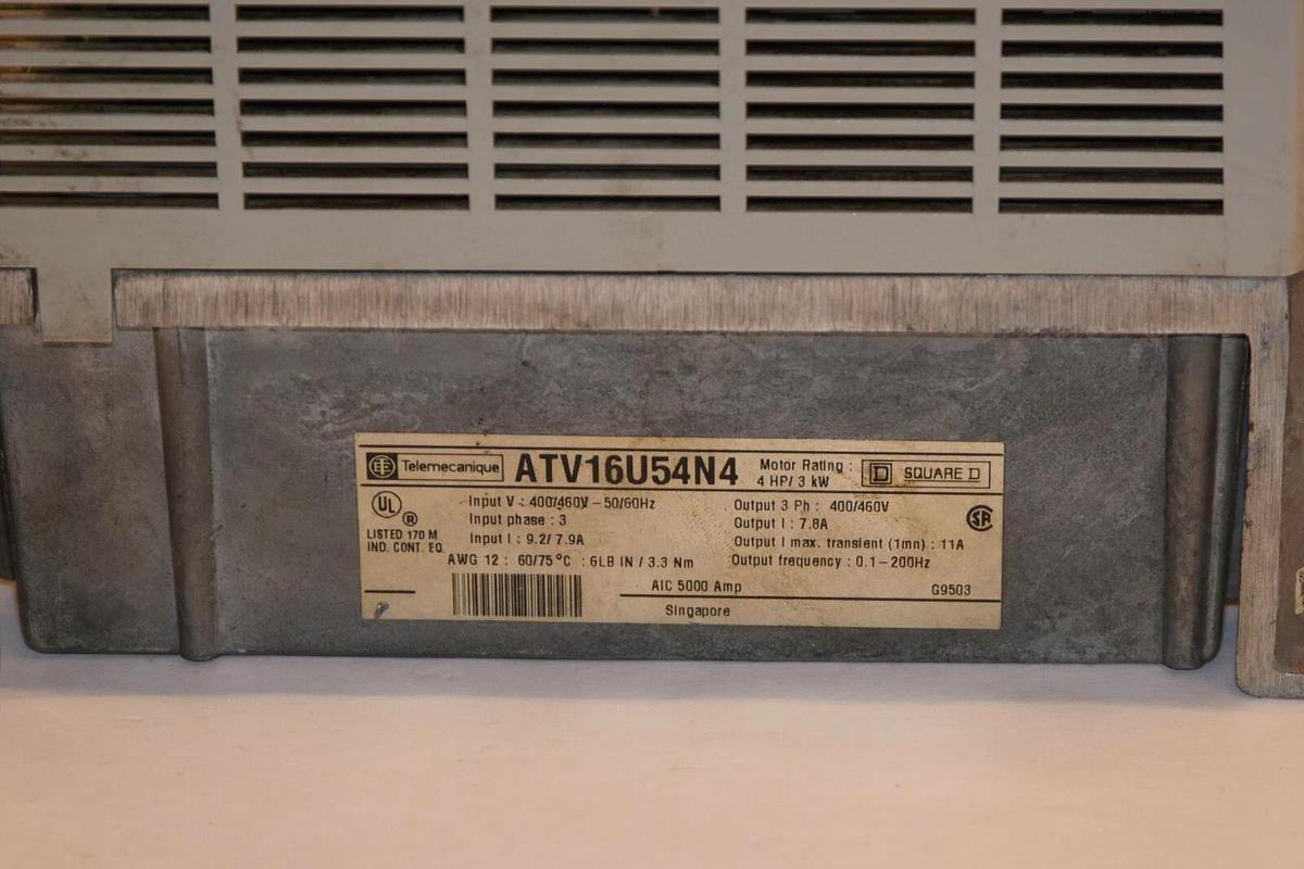 Used SQUARE D ATV16U54N4 4hp 3kW 400/500V 3Phase 9.2/7.9A AC Drive