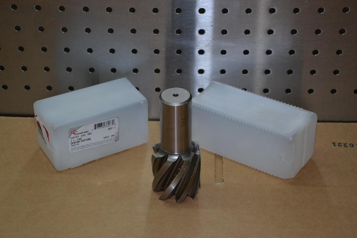 CLEVELAND C33187 HSS End Mill, 2 In D, 2 In Cut L Center Cutting 360270