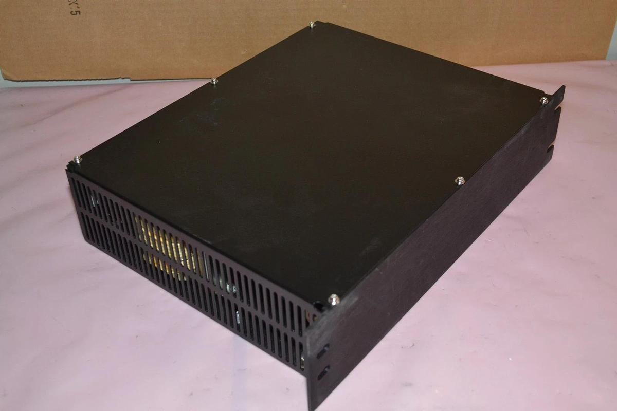 KOLLMORGEN PSR4/5A-212 PSR45A212 230VAC 12A  INDUSTRIAL DRIVE UNIT NEW