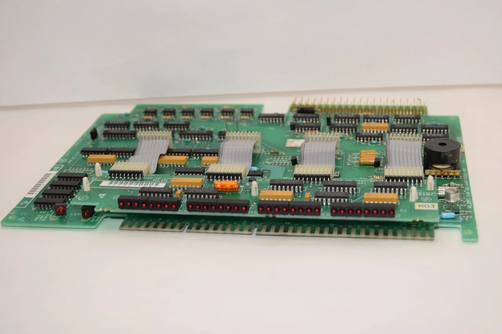Used GE General Electric 44A717568-G01 IC600BF923K 10-50V Sink Output Module W/Light