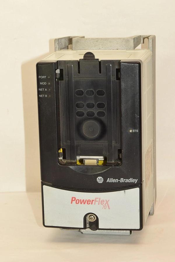 Used ALLEN BRADLEY 20AD2P1A0AYNNNNN Series A 0.75kW 1Hp PowerFlex 70 AC Drive