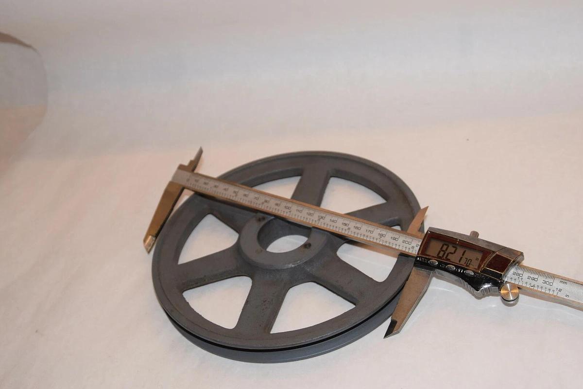 (NEW) MASKA  AK84H 8" Sheave Pulley