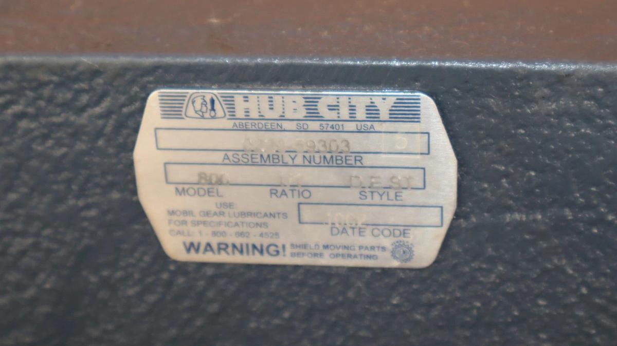 Hub City Gear Box Speed Reducer 0220-59303 800 1:1 D,E ST USA (NEW)
