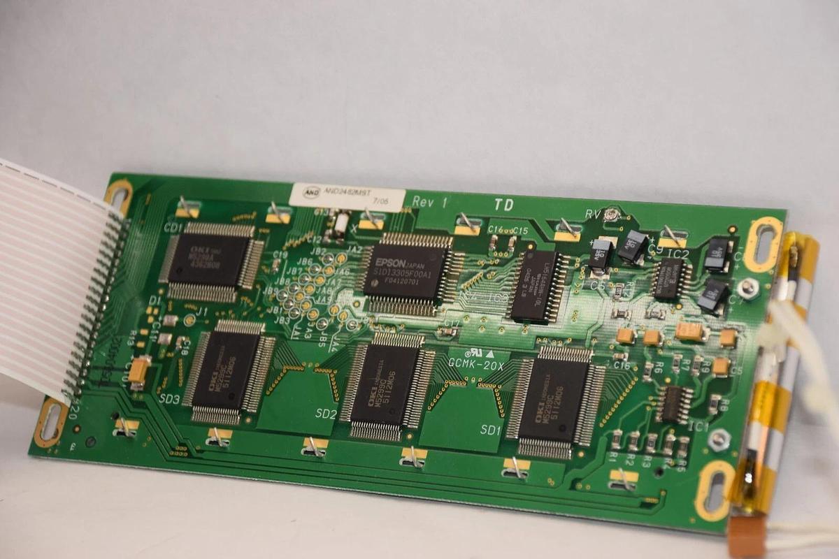 Used AND DISPLAYS AND2462MST2 Screen Display