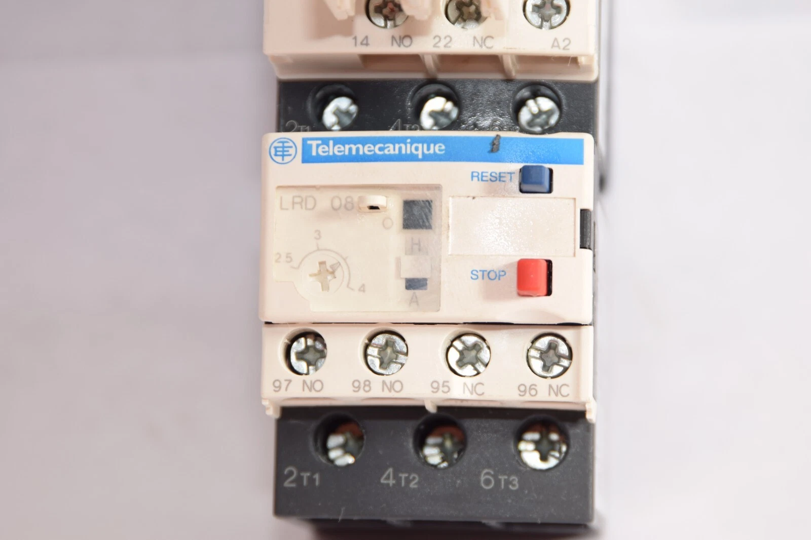Used TELEMECANIQUE LRD 08 Relay With LC1 D09 Contactor & LADN02 Auxilary Contact