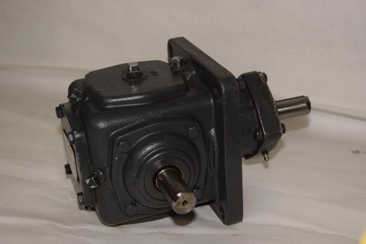 Used MORSE Gear Box Speed Reducer 6MD-LR-0-3 AS5258 1750rpm 22.03hp 1:1 1" Shaft