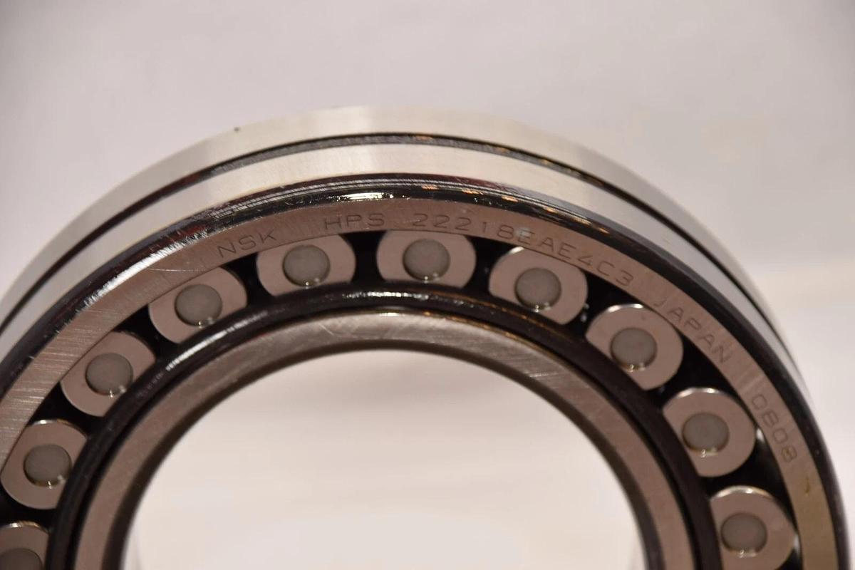 (NEW) NSK 22218EAE4C3 Spherical Roller Bearing