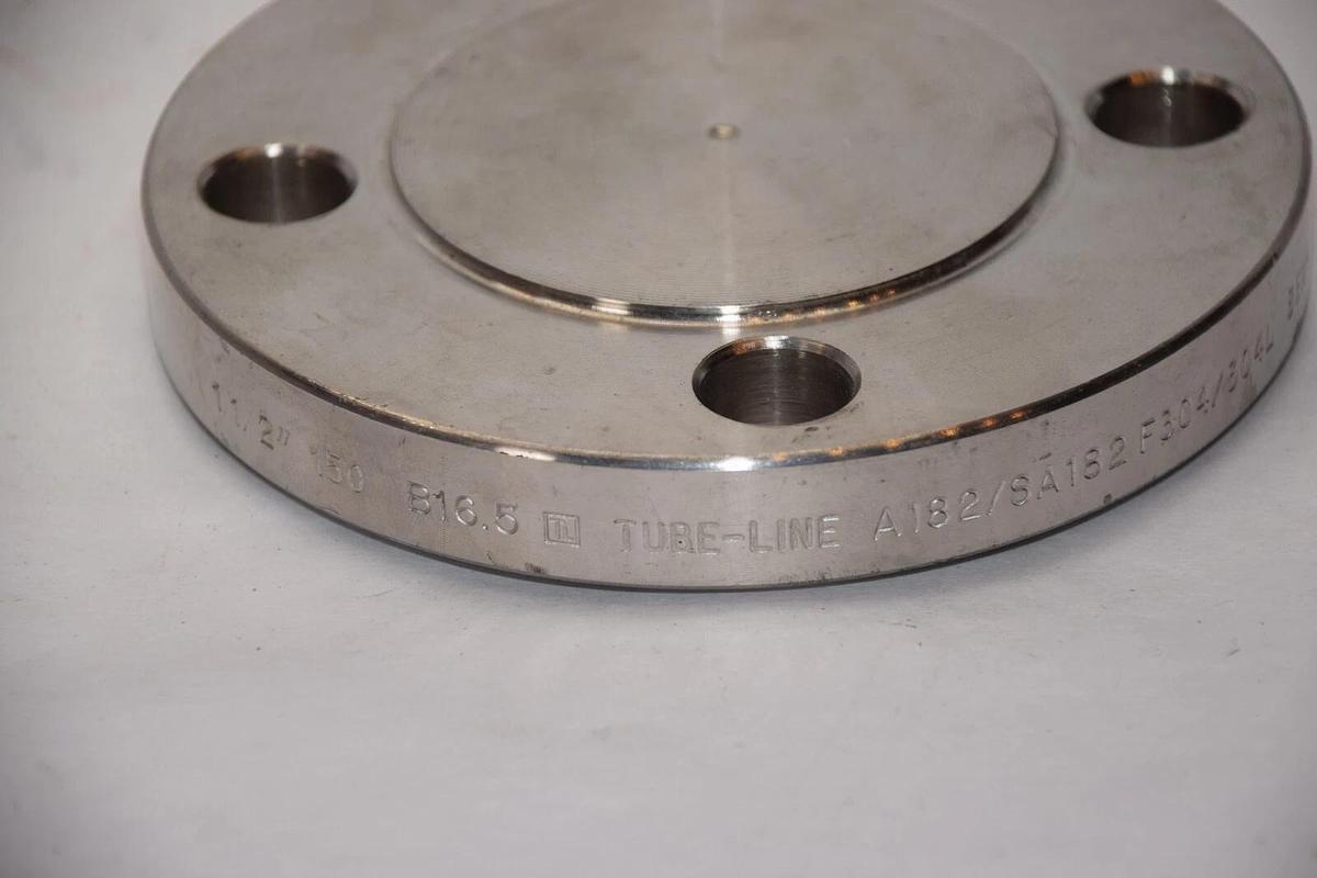 Used TUBE-LINE A182/SA182 F304/304L 1-1/2" Stainless Steel Sanitary Flange