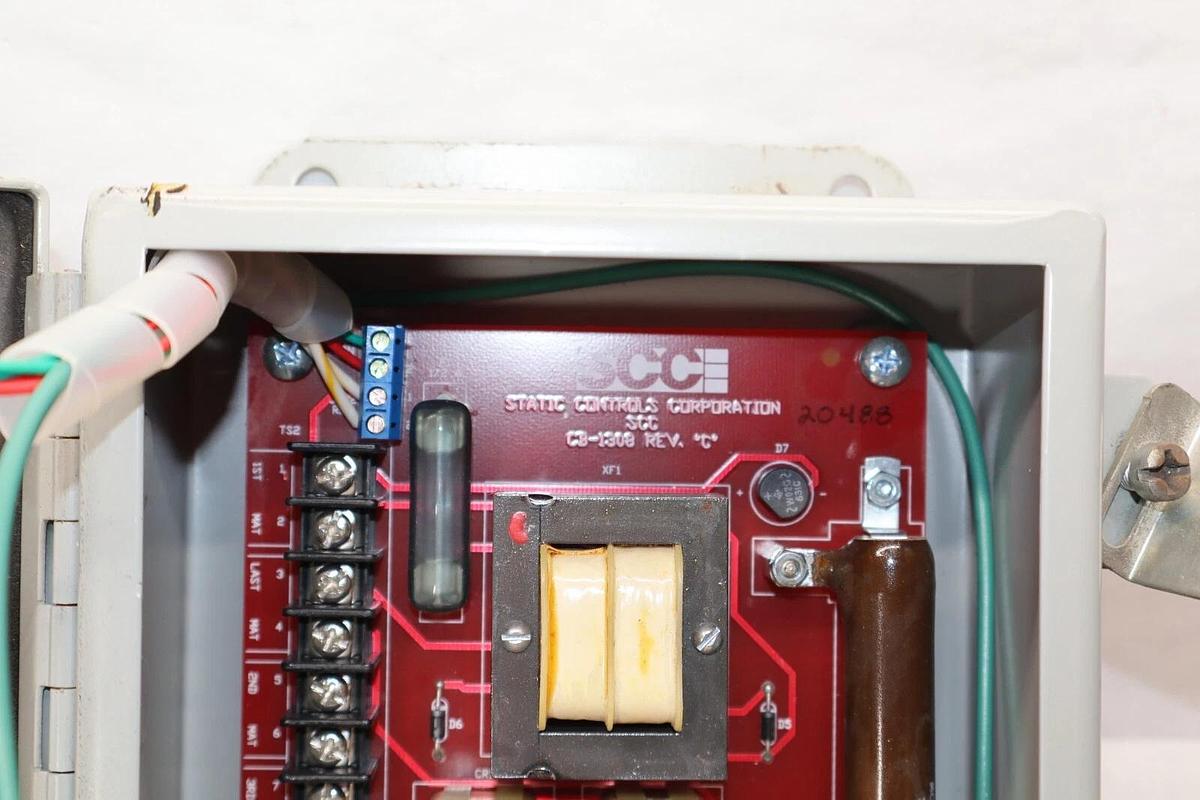 SCC 1308-E-L , CB-1308 Rev C 1-Phase 1/2 A 120V Control Panel (NOS)