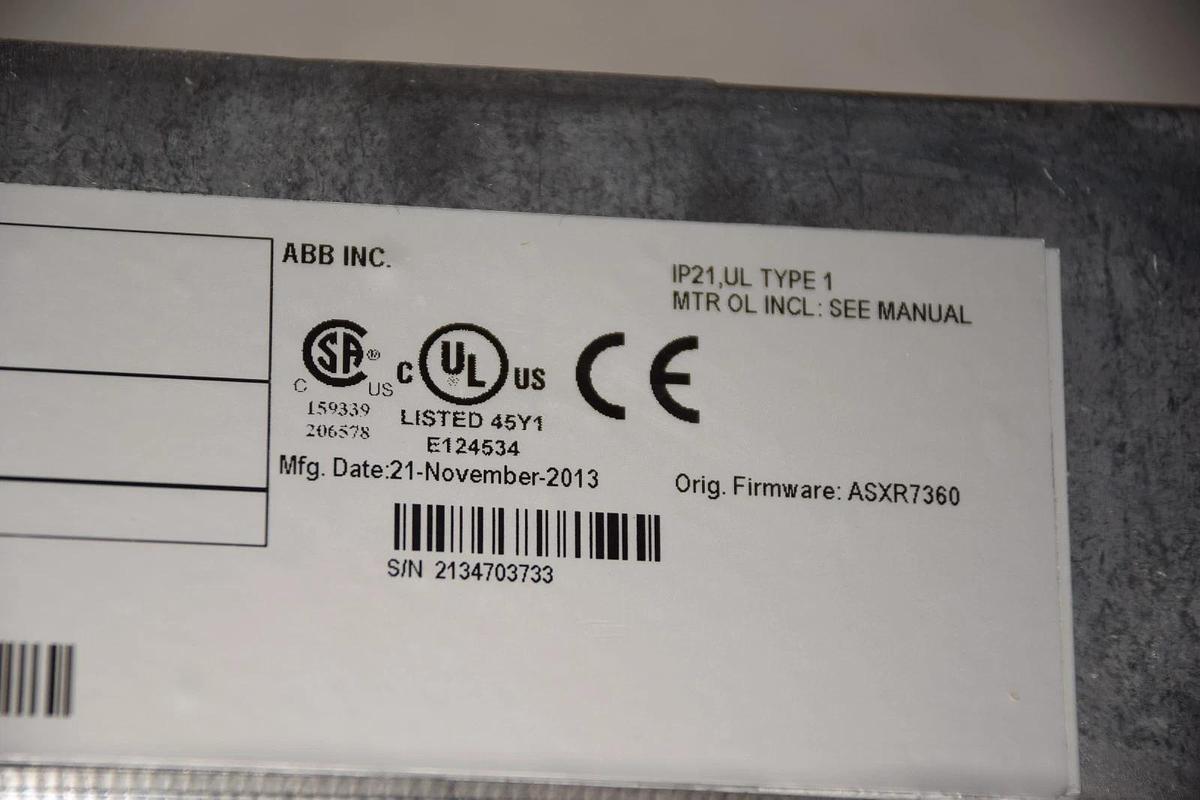 Used ABB  VFD Motor Drive ACS800-U1-0002-2 P901 1.5 HP 208- 240 VAC