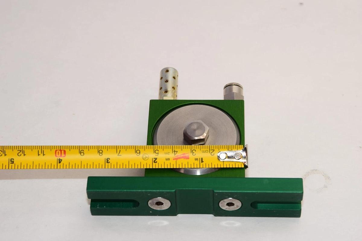 Used CLEVELAND CVT-A-40 CVTA40 Double Bolt Turbine Vibrator