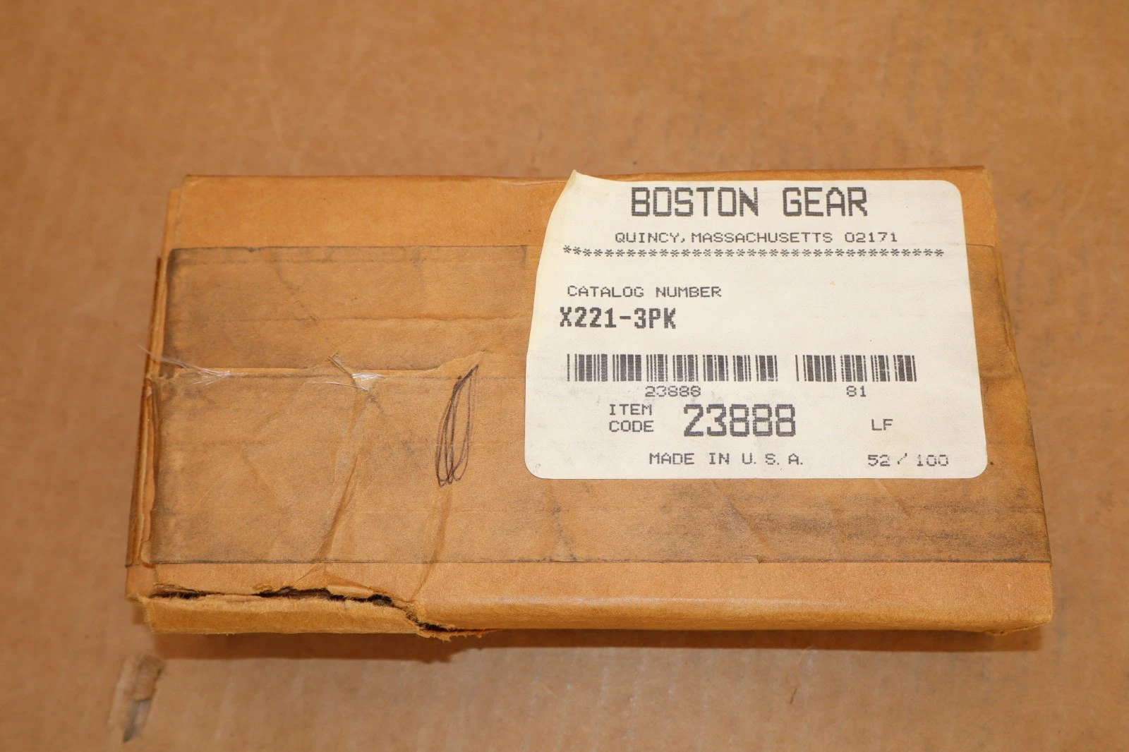 Boston Gear Box Speed Reducer F221S-4-K5 F221S4K5 001 .75hp 1750rpm USA *NOS*