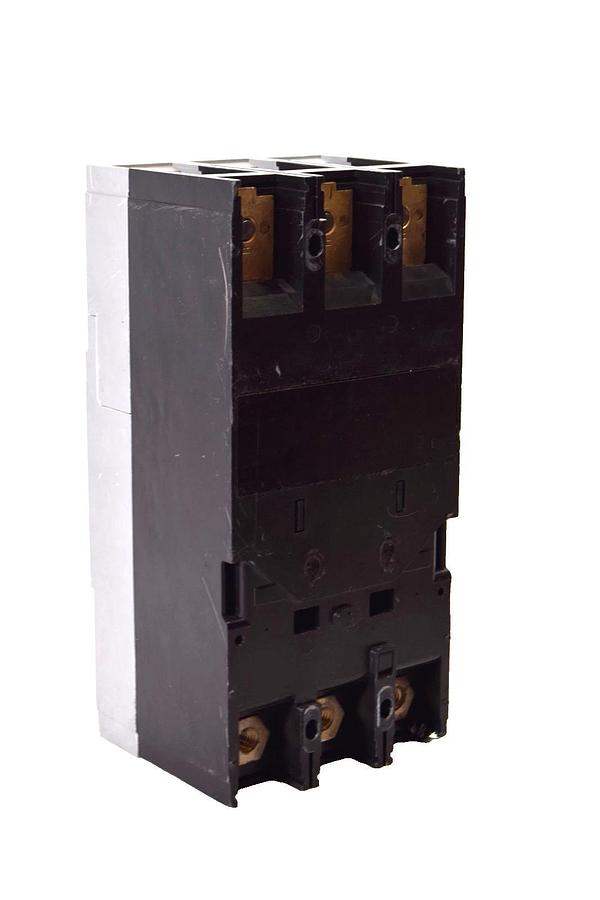 Used Siemens I-T-E Circuit Breaker 200 Amp 200A w/ Chassis HFD63F250 3 Pole 200a trip
