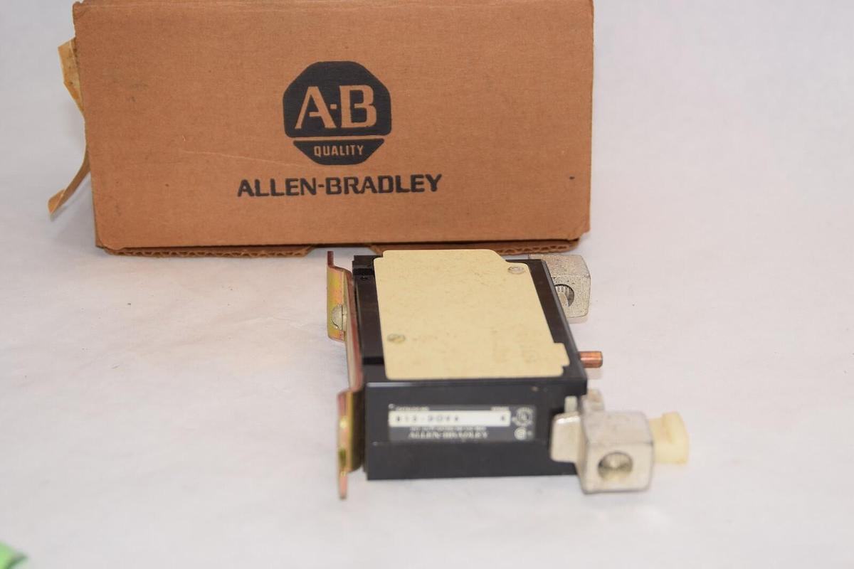(NEW) ALLEN BRADLEY 815-DOV4 Series K Overload Relay