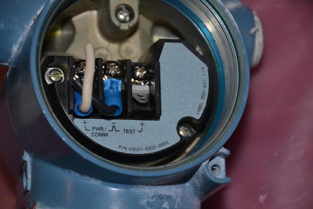 Used ROSEMOUNT 3051 CG3A22A1AC6 SMART TRANSMITTER 3051CG3A22A1AC6 03031-0332-0003