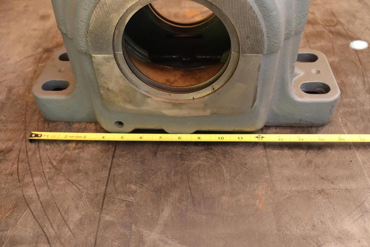 Refurbished Link-Belt Pillow Block HOUSING 4-Bolt 4-9/16" 4 9/16" Cast Iron (Refurbished)