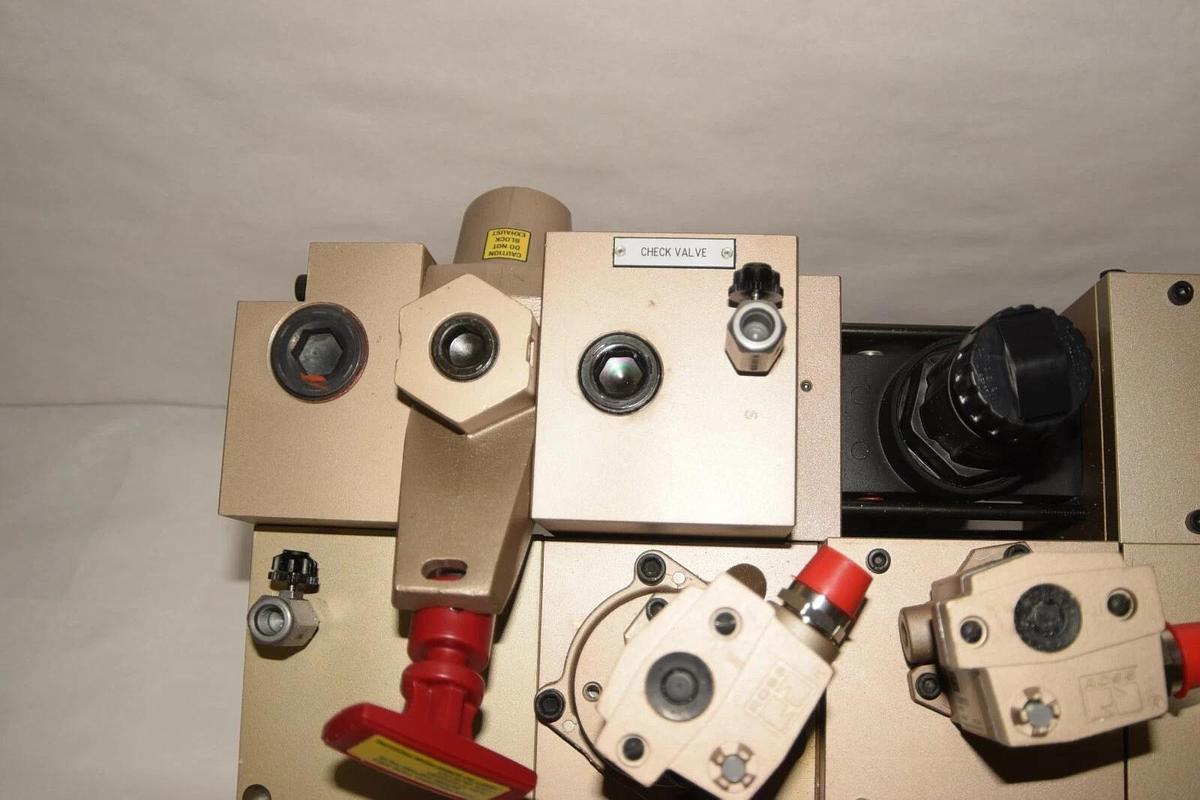 (New) Ross Controls 3900A0453 Valve Assembly 1035H7916