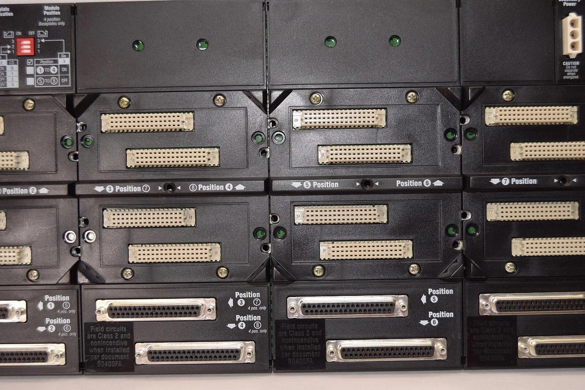 Used FOXBORO INVENSYS I/A Series Din Mounted Modular Baseplate Rack P0926JM 0A RY0830