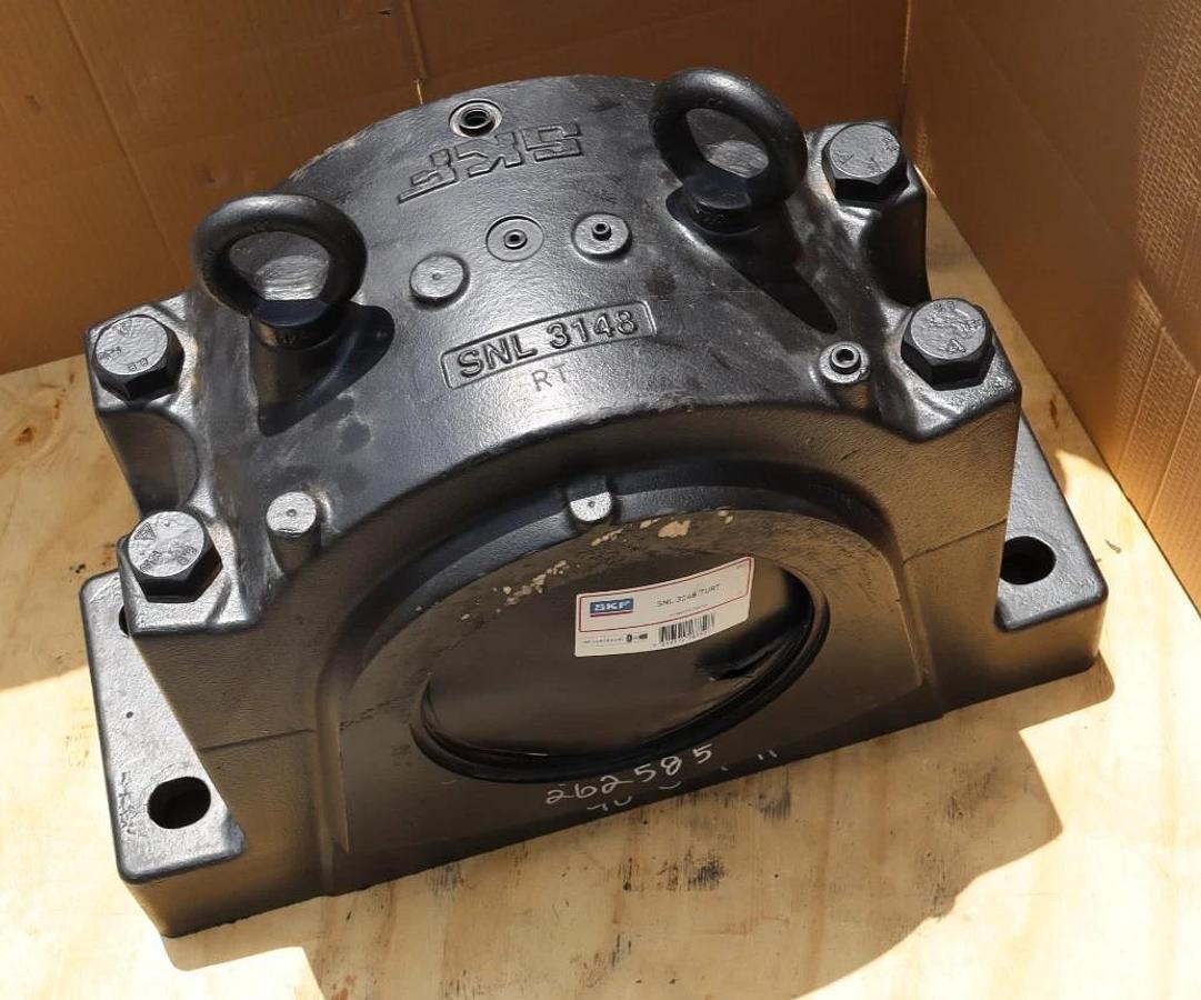 SKF 4 bolt Plummer Pillow Block Bearing HOUSING ONLY SNL 3148 TURT SNL-3148 NOS