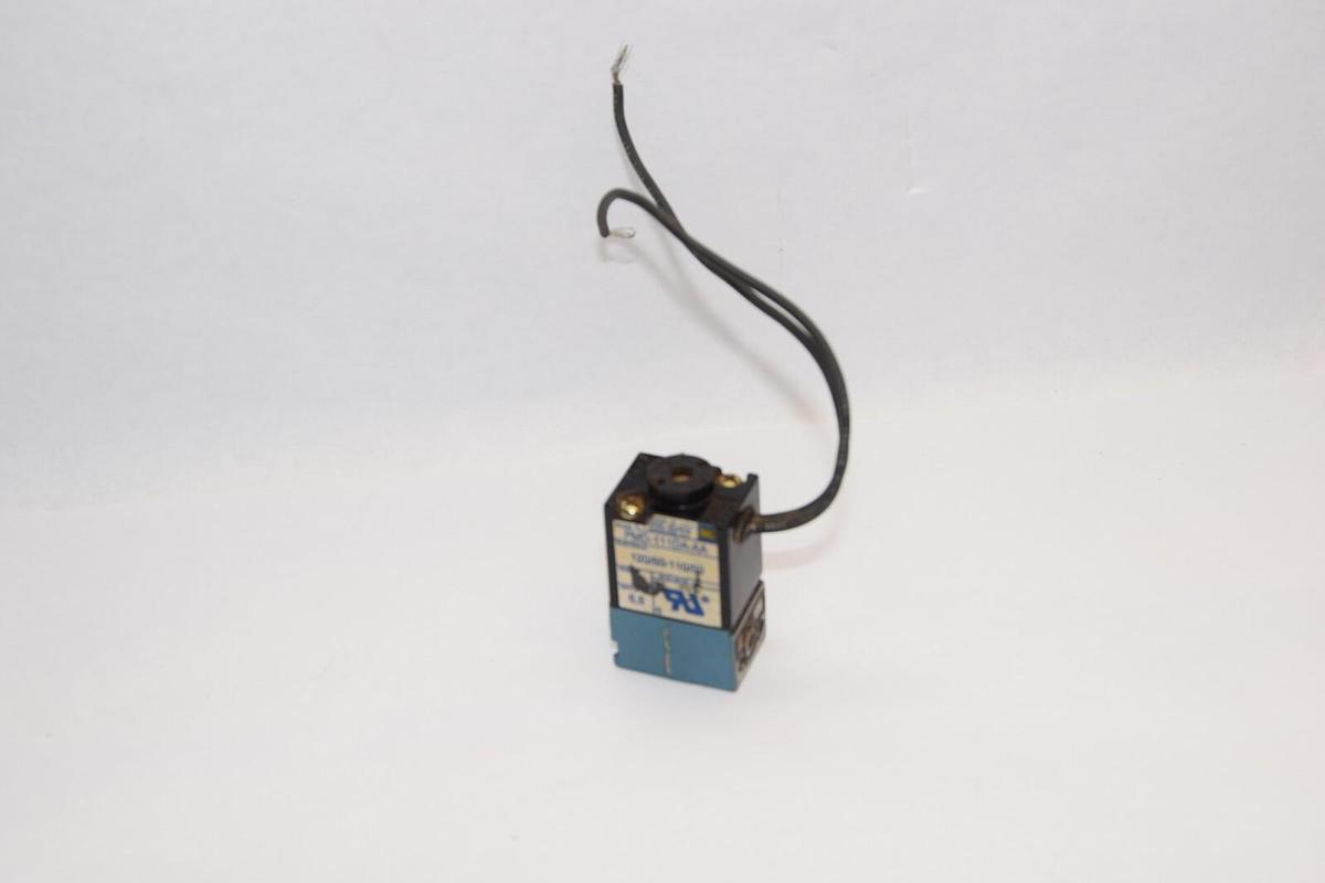 Used MAC VALVES PMD-111DA-AA PMD111DAAA 110/120V 50/60Hz 6.8Watt Solenoid Valve