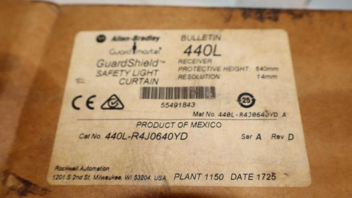 Allen Bradley Guardmaster Safety Light Curtain RECEIVER 440L-R4J0640YD (New)