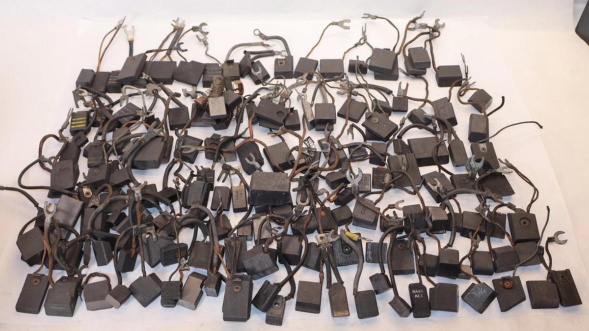 Used Business Industrial Carbon Motor Brushes Misc Large Lot National Southern ect
