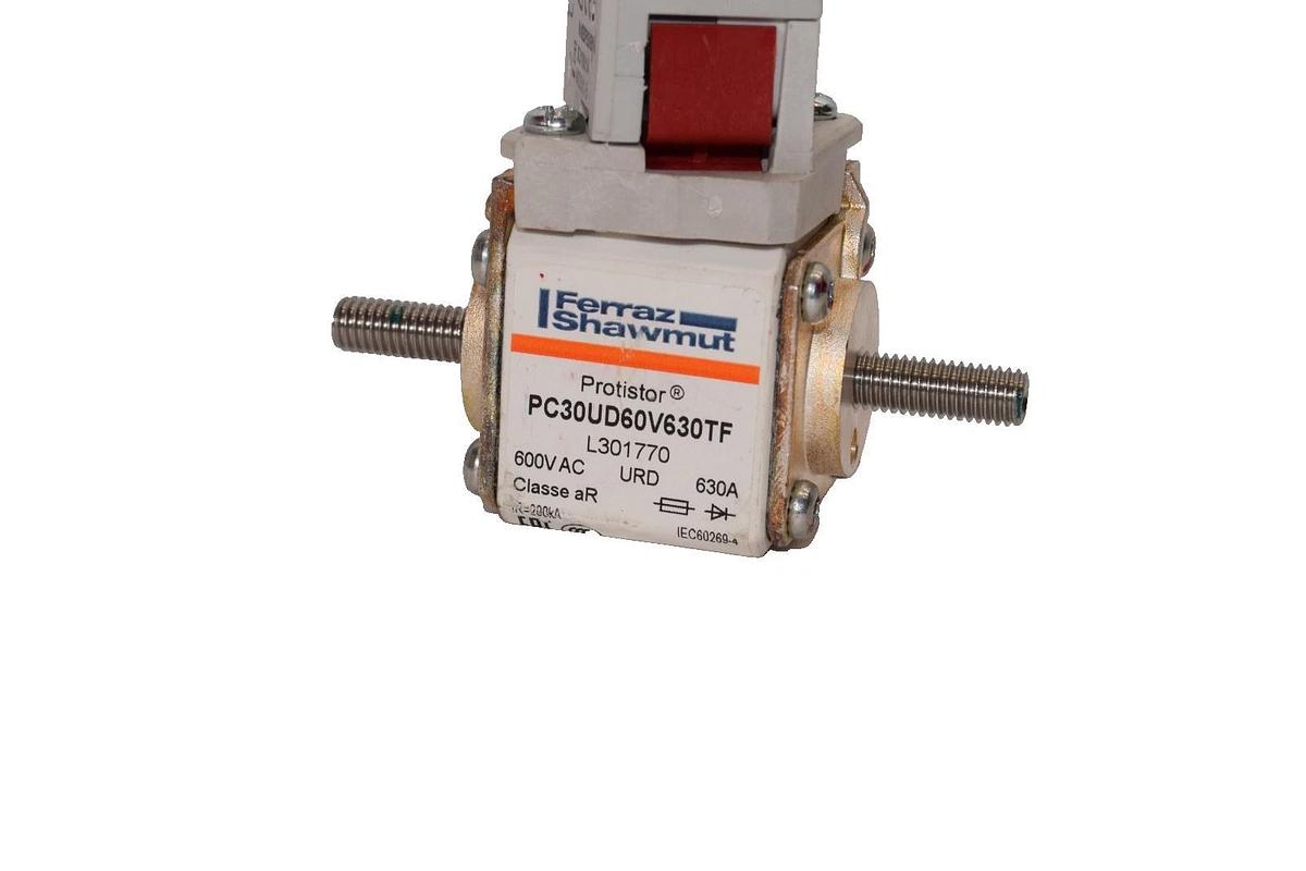 Used Ferraz Shawmut PC30UD60V630TF 630A 600V Protistor Fuse
