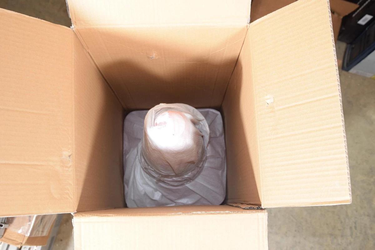 (Box of 10) DOKIO 28-10 28" Traffic Cone Safety Cones w/ Reflective Collars NEW