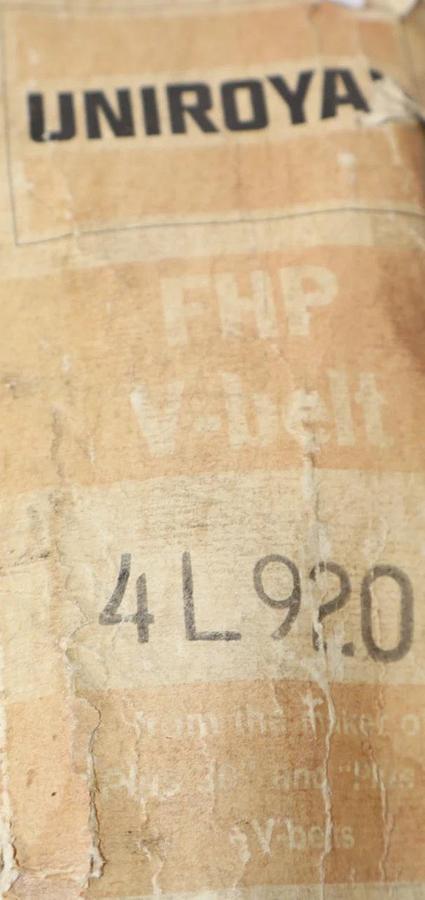 (NEW) UNIROYAL 4L920 FHP V-Belt USA