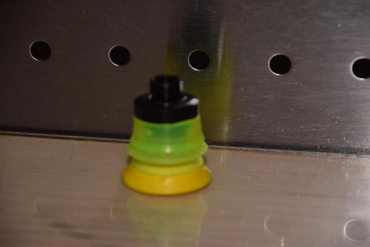 PIAB G 1/8" 0166339 MALE VACUUM CUP NEW