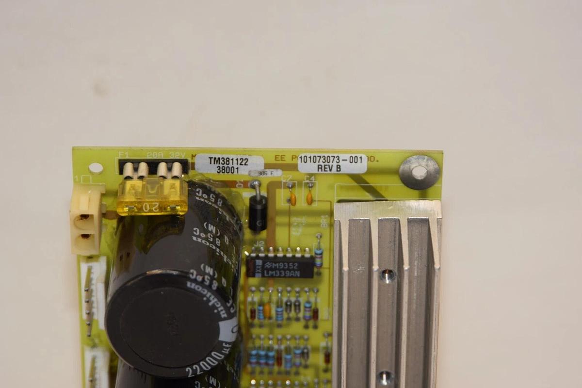 Used EATON EXIDE 101073073-001 Rev B Power Supply