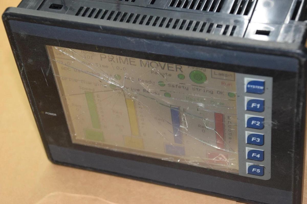 Used HORNER ELECTRIC OPERATOR INTERFACE CONTROL PANEL DISPLAY IC3000CS351D