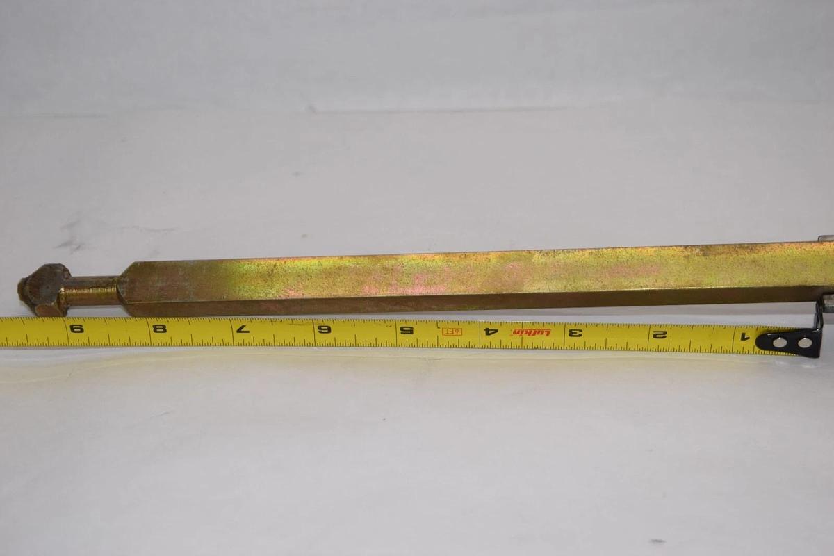 Used SQUARE D 9421LG7 Series A Circuit Breaker Operating Mechanism Shaft