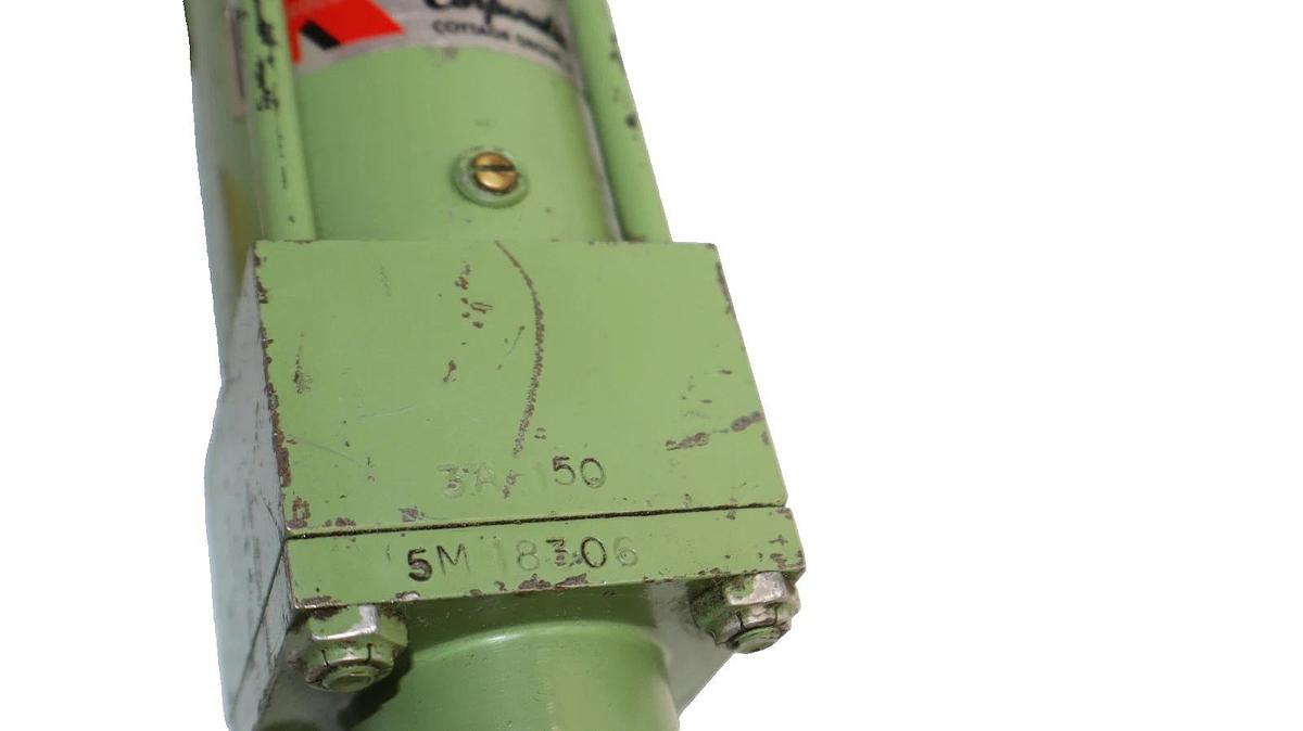 Kimwood Hydraulic Cylinder 301443016 5M-18306 3/4" Bore  (NOS)