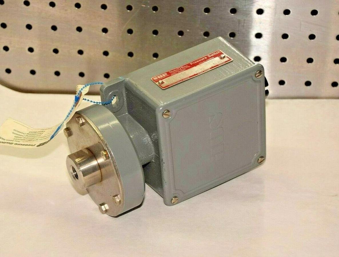(New) SOR STATIC-O-RING 52RB-D116-S1-C1A 20-0-20 IN WC PRESSURE SWITCH