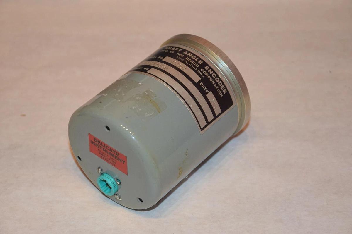 Used RENCO 2512-X1-S1 2512X1S1 D12357 SHAFT ANGLE ENCODER