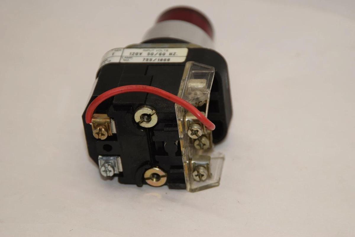 (NEW) ALLEN BRADLEY 800T-PT16 Series T 120V 50/60Hz Red Push Button