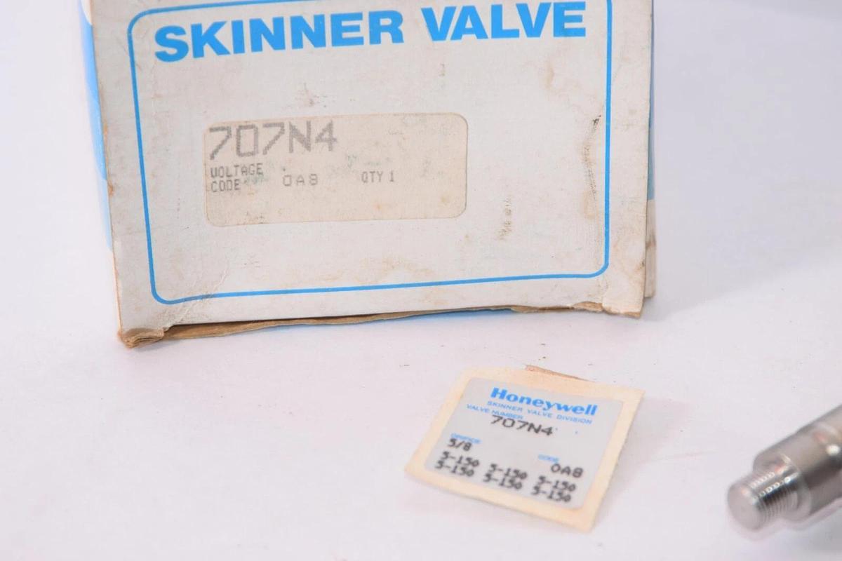 (NEW) HONEYWELL / SKINNER 707N4 5/8 Orifice Valve