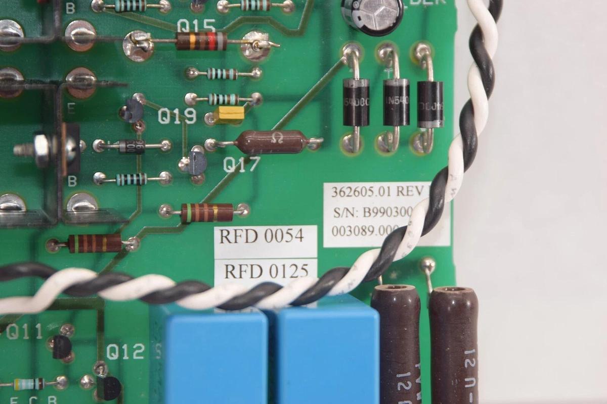 Used 362605.01 Rev K , QCD-2-0 0499 , 371281B Base Drive Module Board