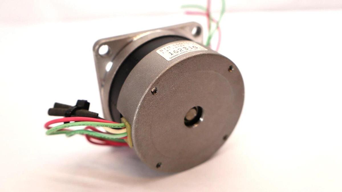 Used Shinano Kenshi Stepping Stepper Motor STH-55D1002 STH55D1002 1.8degStep *NO CONN