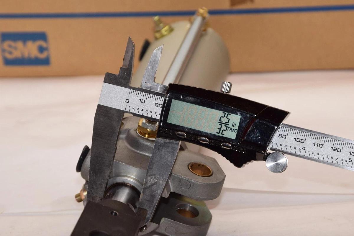 (NEW) SMC CKG1T50-100Y2PN 1.0MPa Clamp Cylinder