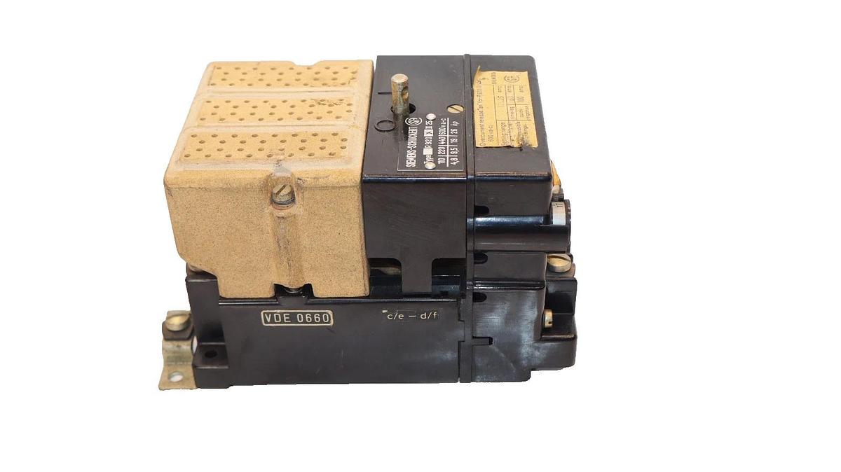 Used Siemens R920III25 , R920 X III 25 600Vac 100Amp Overload Relay Vintage (NOS)